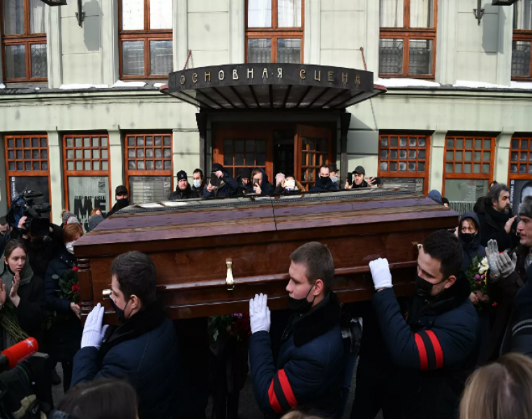 Грузчики на похоронах Адамант, похоронный дом в Калуге